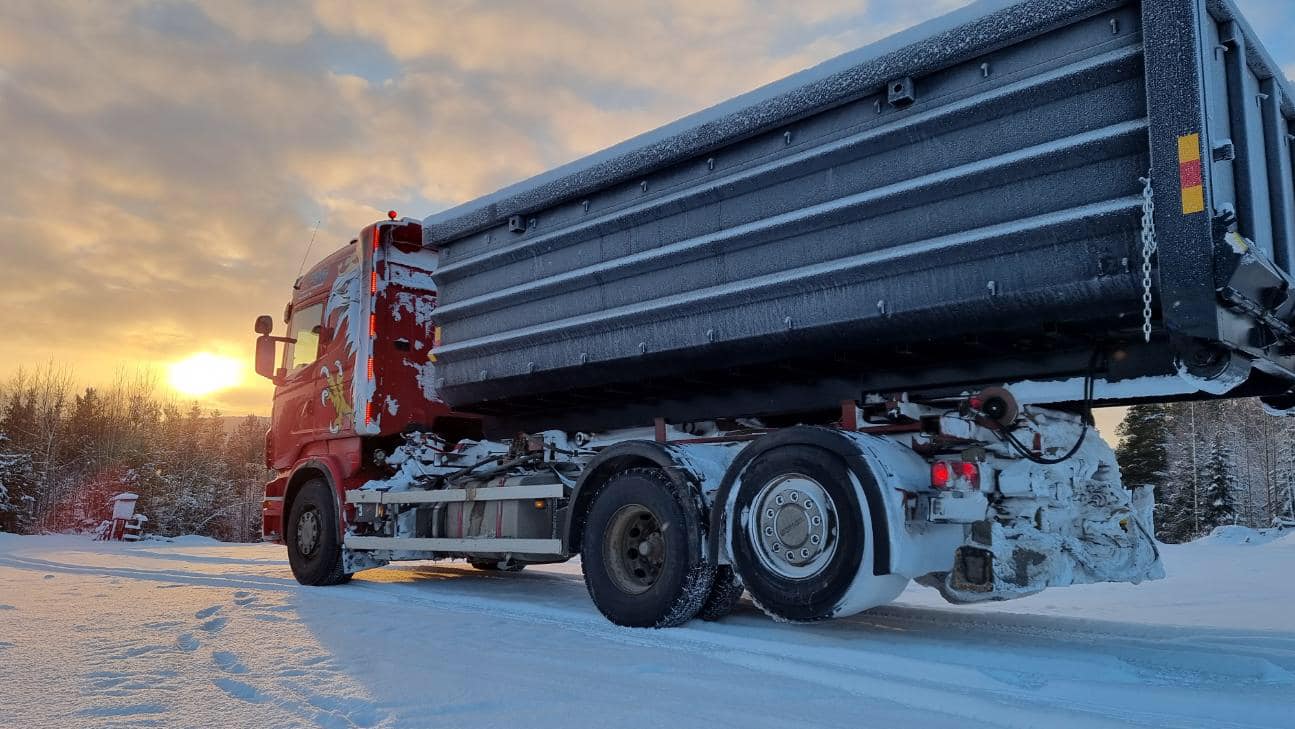 Anders Larsson Bjursele grävmaskiner – snöflak