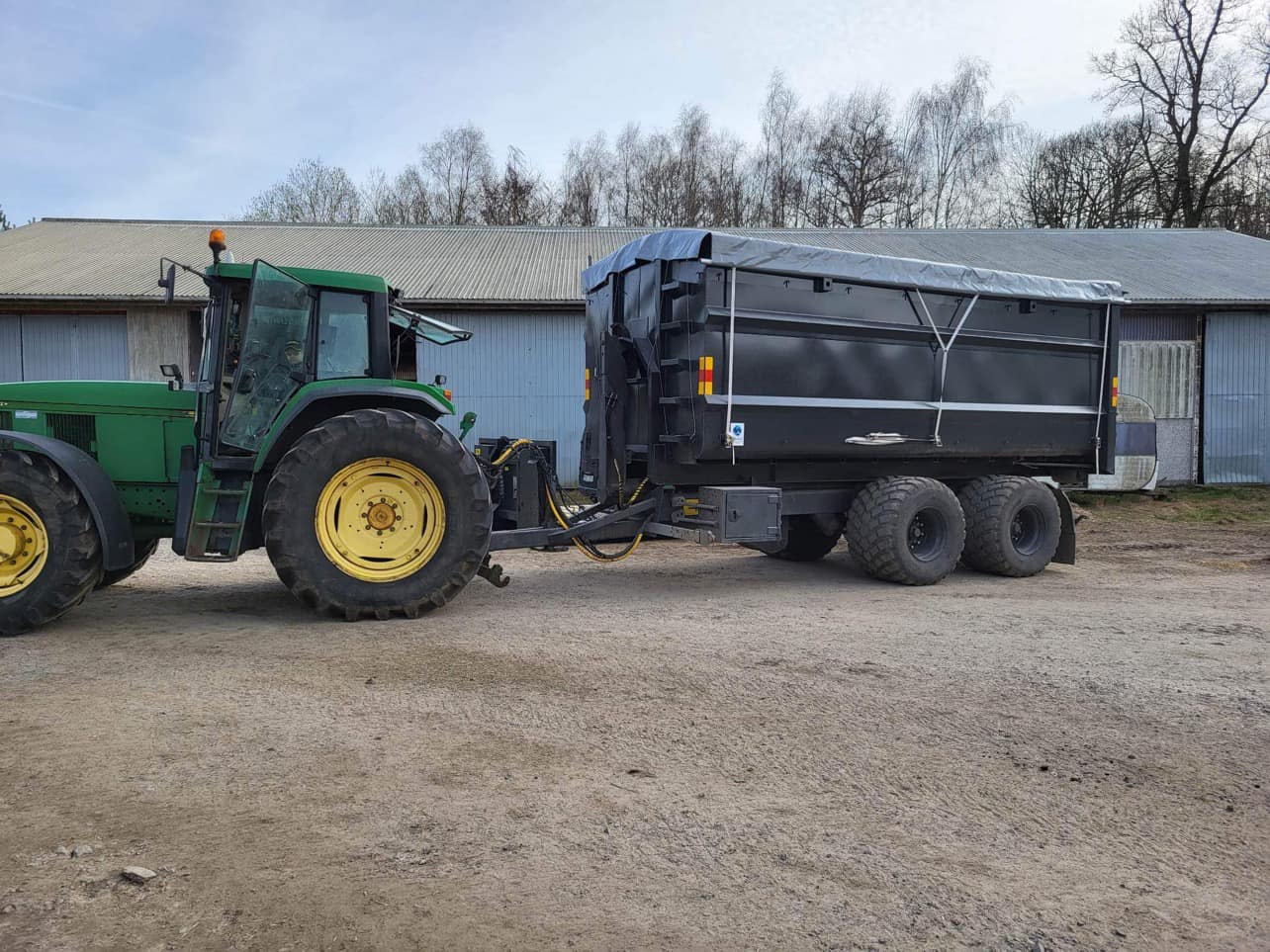 Pär Eric Nilsson i Långås – spannmålsflak